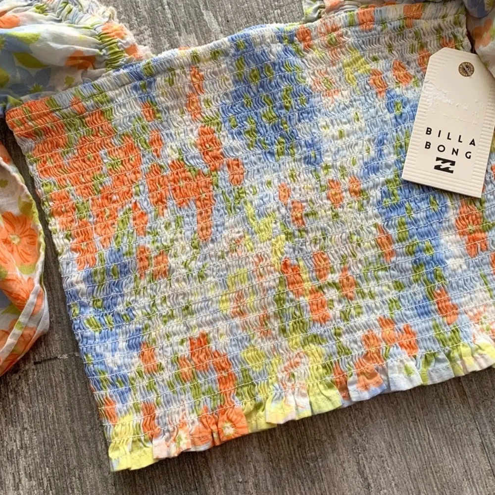 - FEELING GROOVY TOP NWT - Image 7