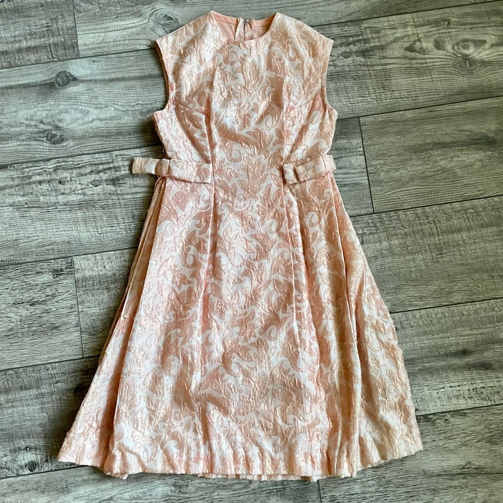 VINTAGE 1960s pink brocade babydoll dress Size 0P - Image 10
