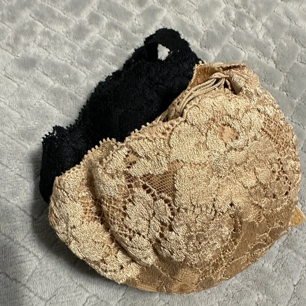 La Perla Lace Bra 32A Lightly Padded Underwire
Beige - Image 7