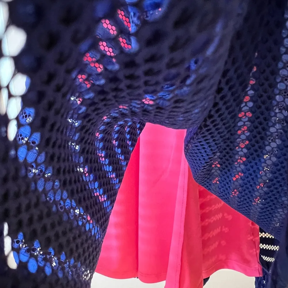 Lilly Pulitzer Pink and Blue Lace Dress - Image 4