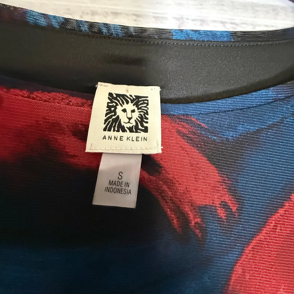 Anne Klein Red and Blue Patterned Dress - Image 4