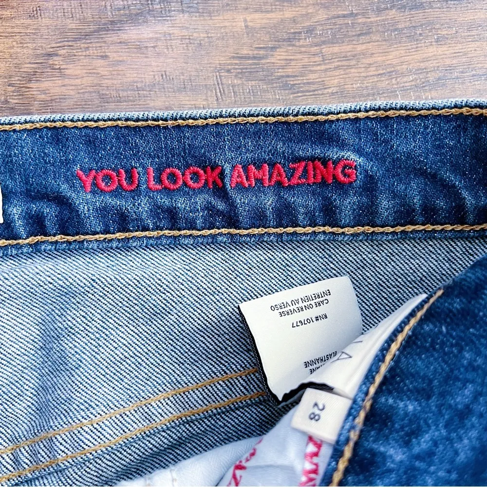 AO.LA • Alice + Olivia Amazing High Rise Slim Girlfriend Jean studded cropped - Image 7