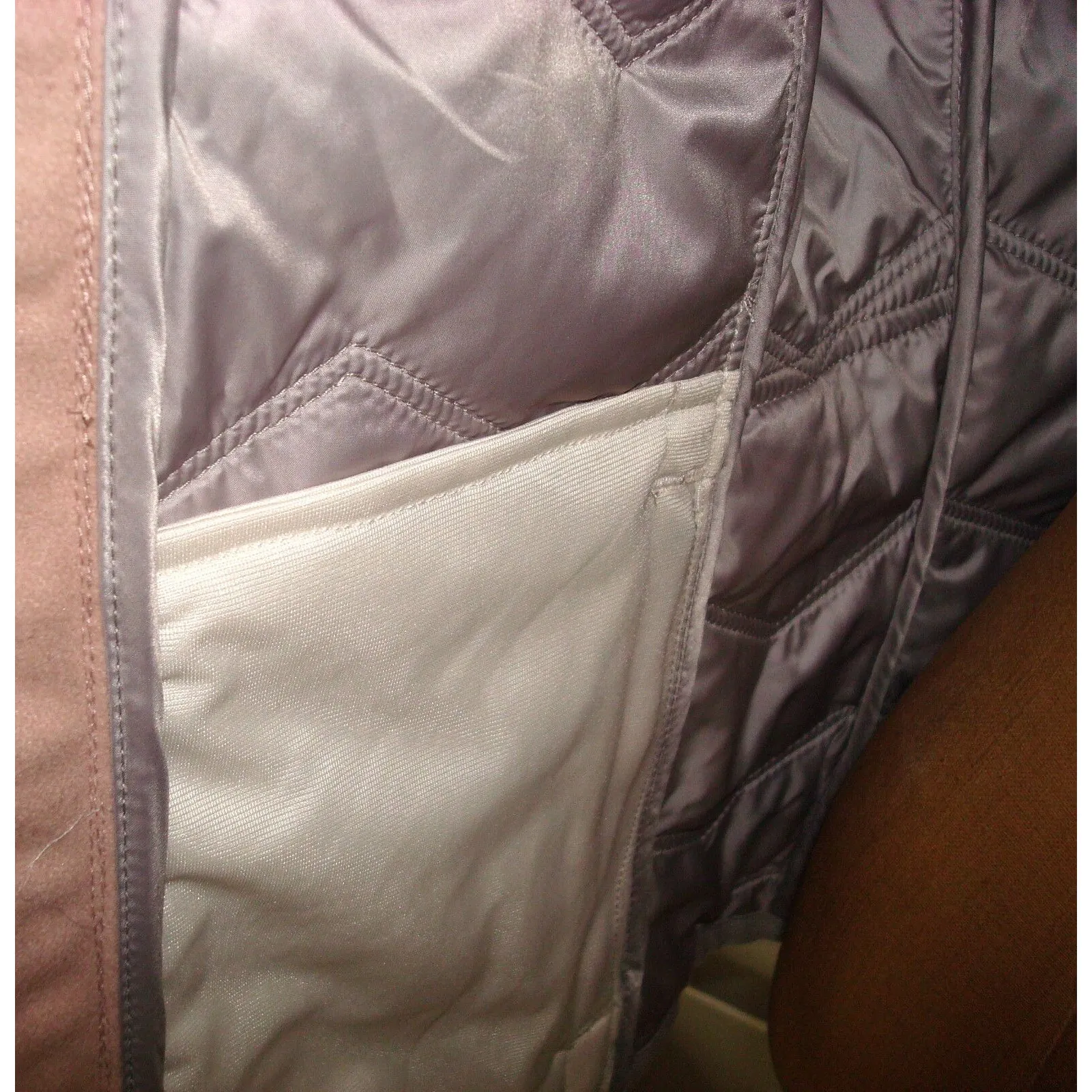 New NWT Womens S Prana Faux Fur Hooded Vest Blush Pink Gray Logo Chevron Pockets - Image 2