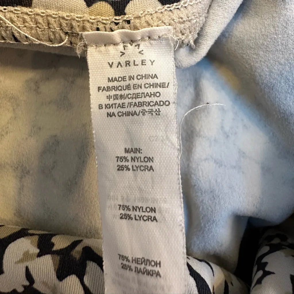 Varley Camouflage Camo Print Athletic Yoga Sporty Leggings Tights Size Large L - Image 7