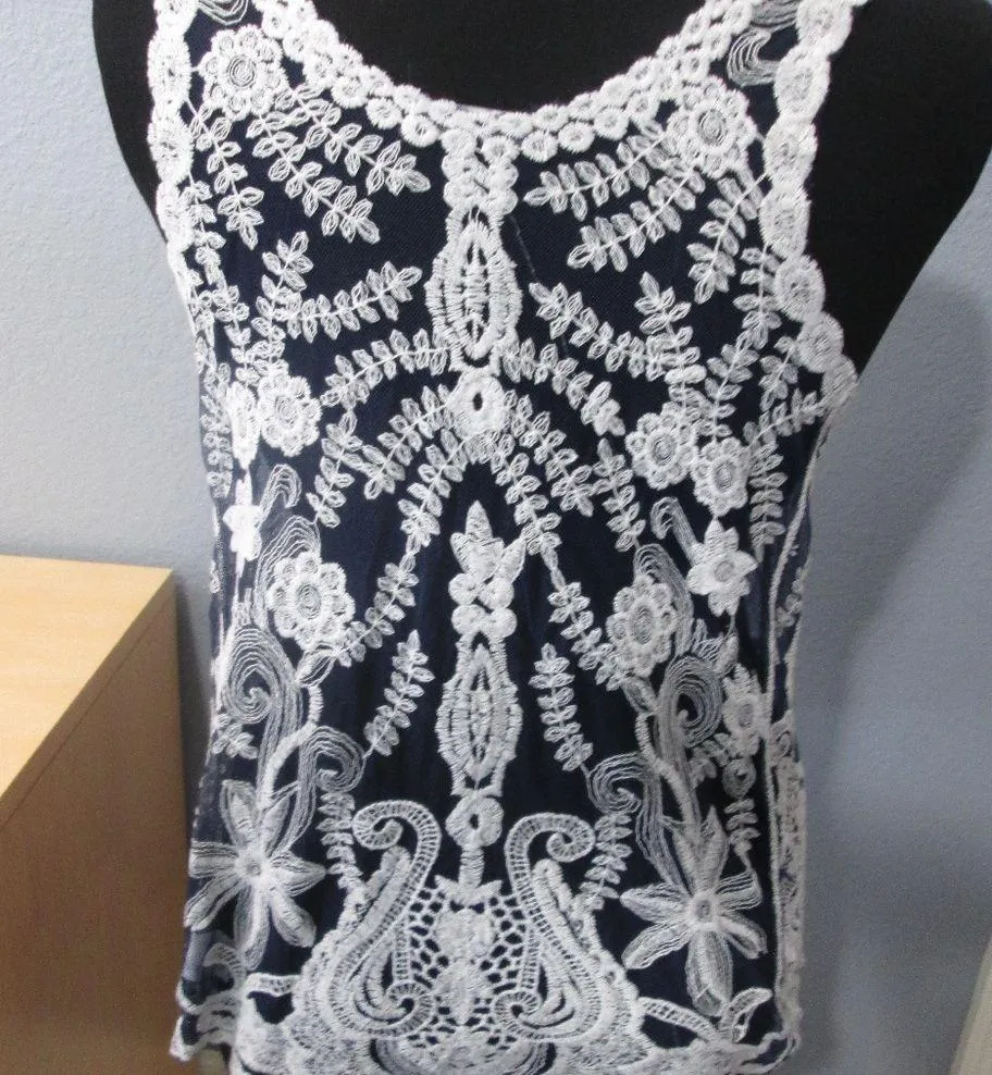 Blue lacy sheer tank top - Image 3