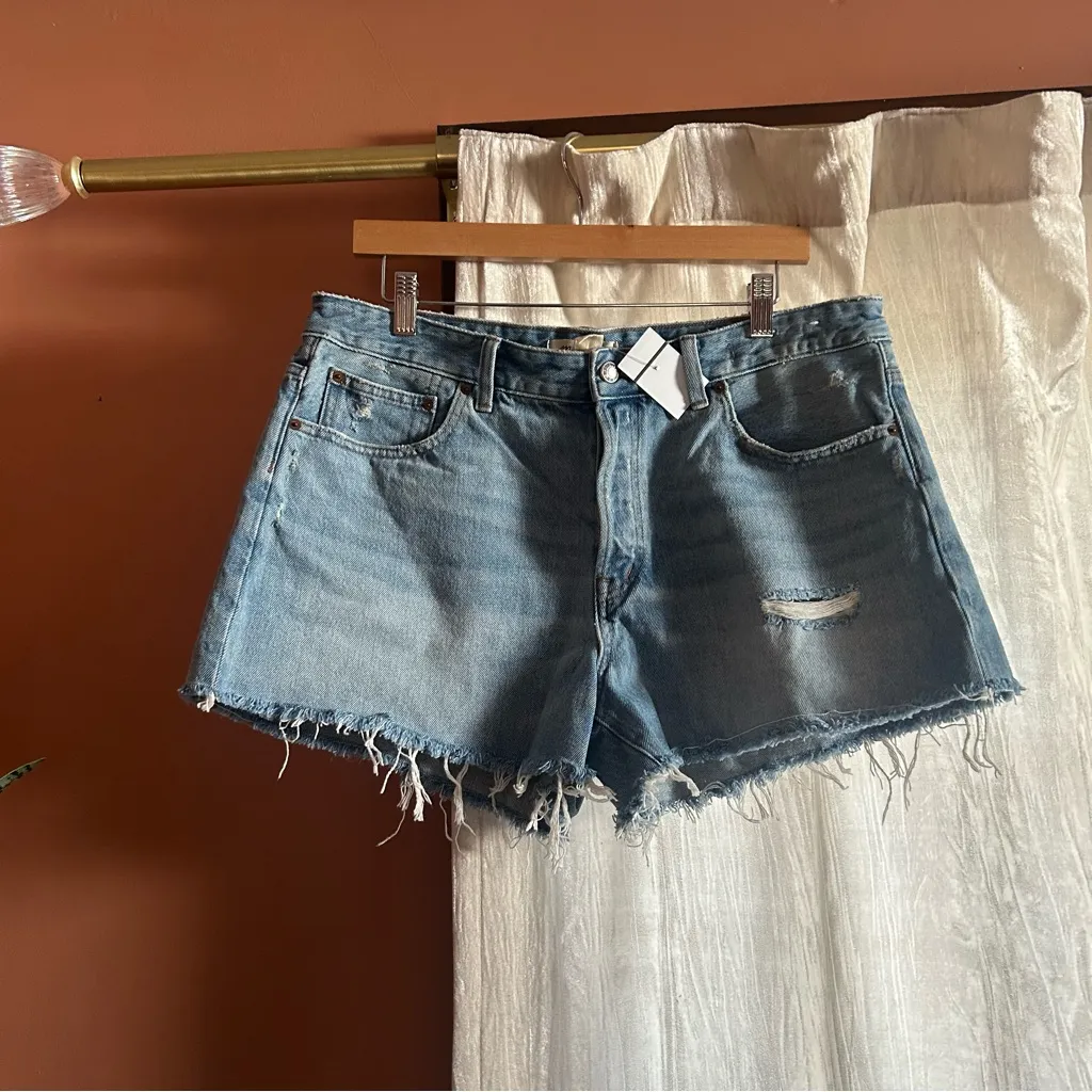Madewell Curvy Brynn‎ Short Hallstead Wash Cut Off Raw Hem NWT Size 31 (US 12) - Image 3