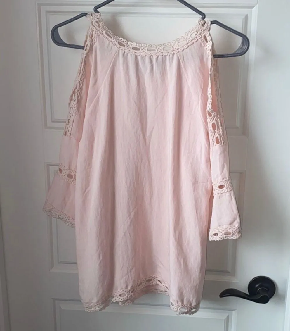 Anthropologie Everleigh Blouse - Image 2