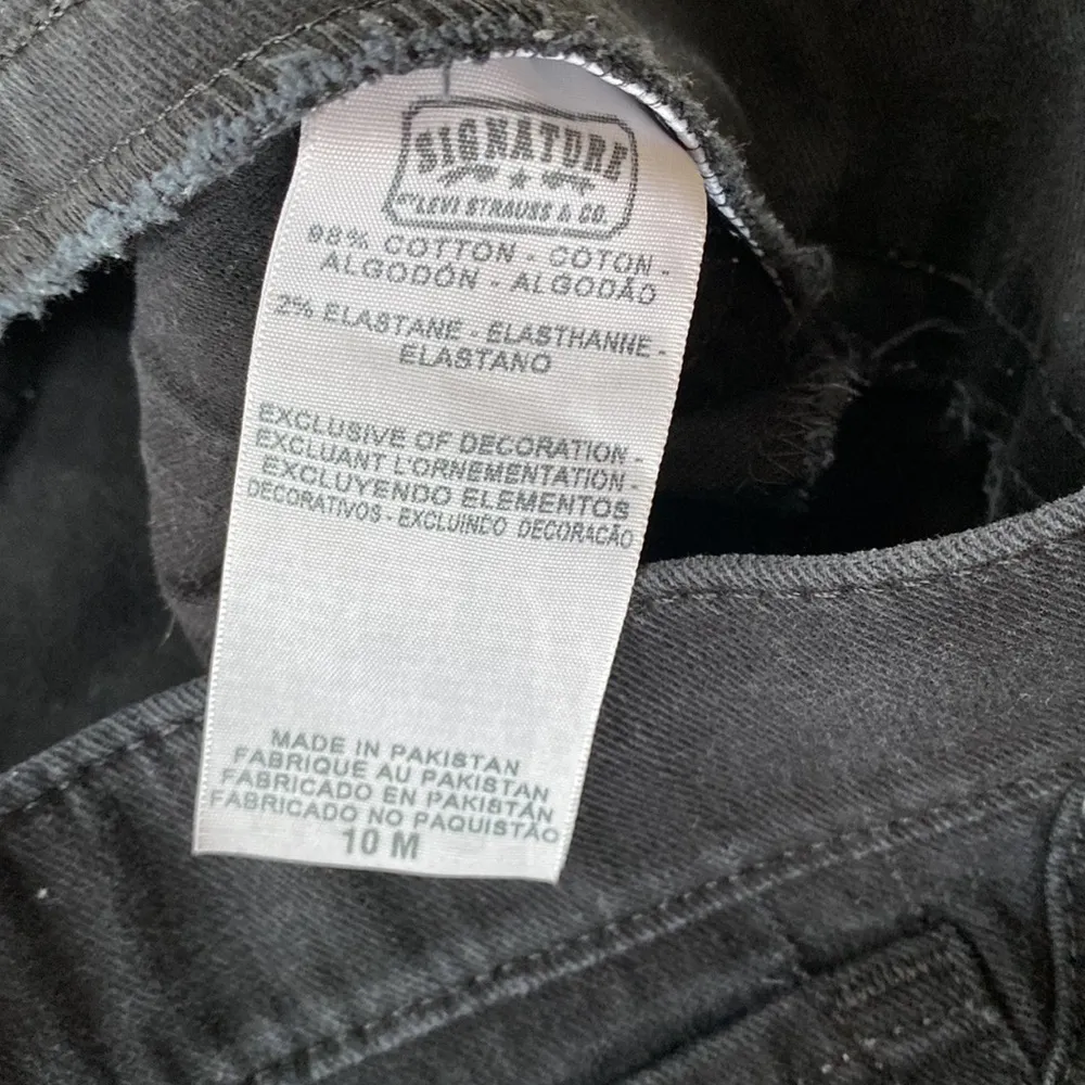 Black Levi’s mid rise skinny pull on jeans - Image 4