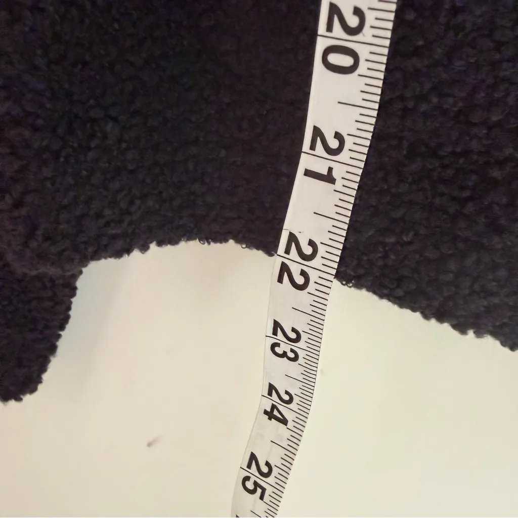 NWT JCrew Whipstitch Sherpa Buttoned Jacket -  Size M Black - Image 3