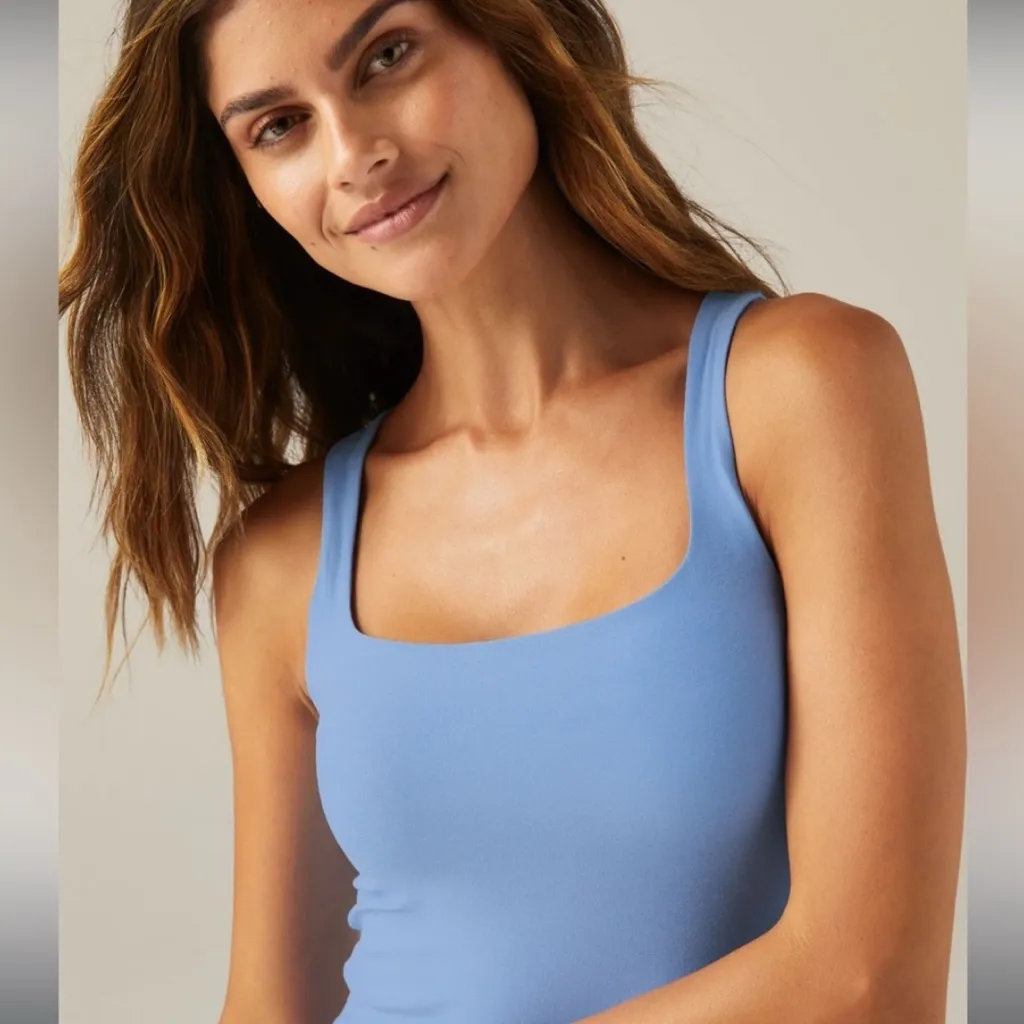 Beyond Yoga Featherweight Getaway Dress Size Large in Flower Blue Heather - Image 6