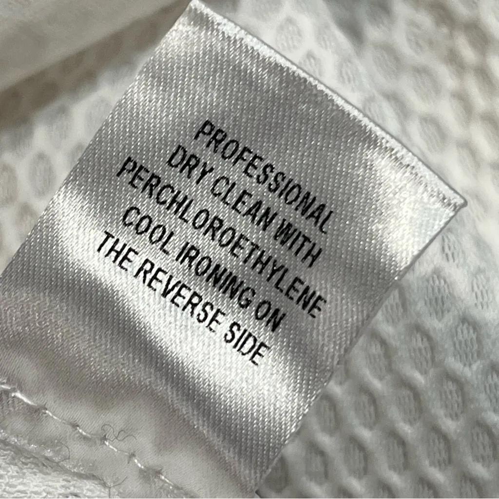 Yoana Baraschi White Fast Track Mesh Sleeveless Vest Blazer size Medium - Image 8