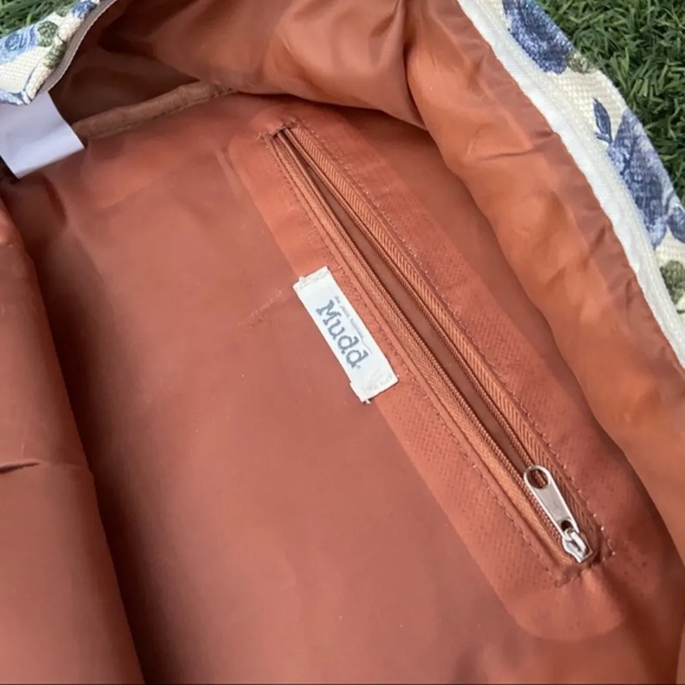 Mudd  boho rose floral crochet backpack bag - Image 4