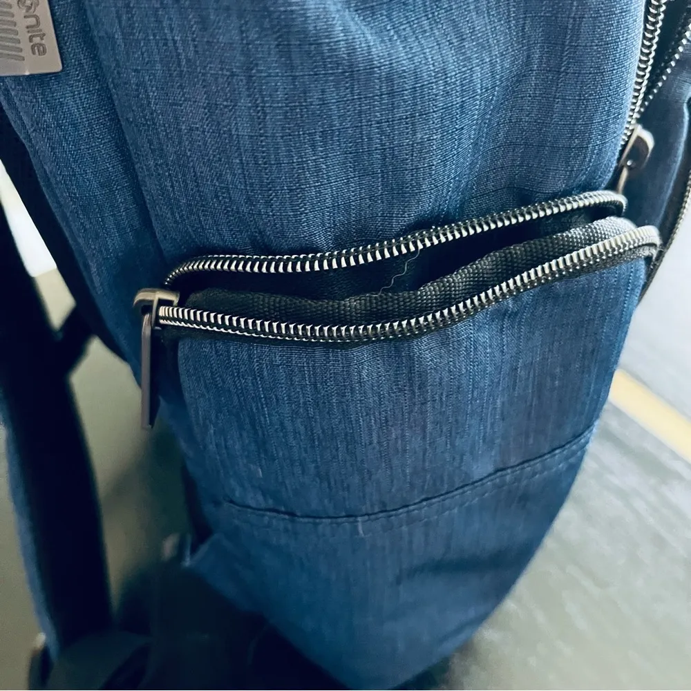 Samsonite Travel Laptop Backpack Branded for Disney Blue EUC - Image 7