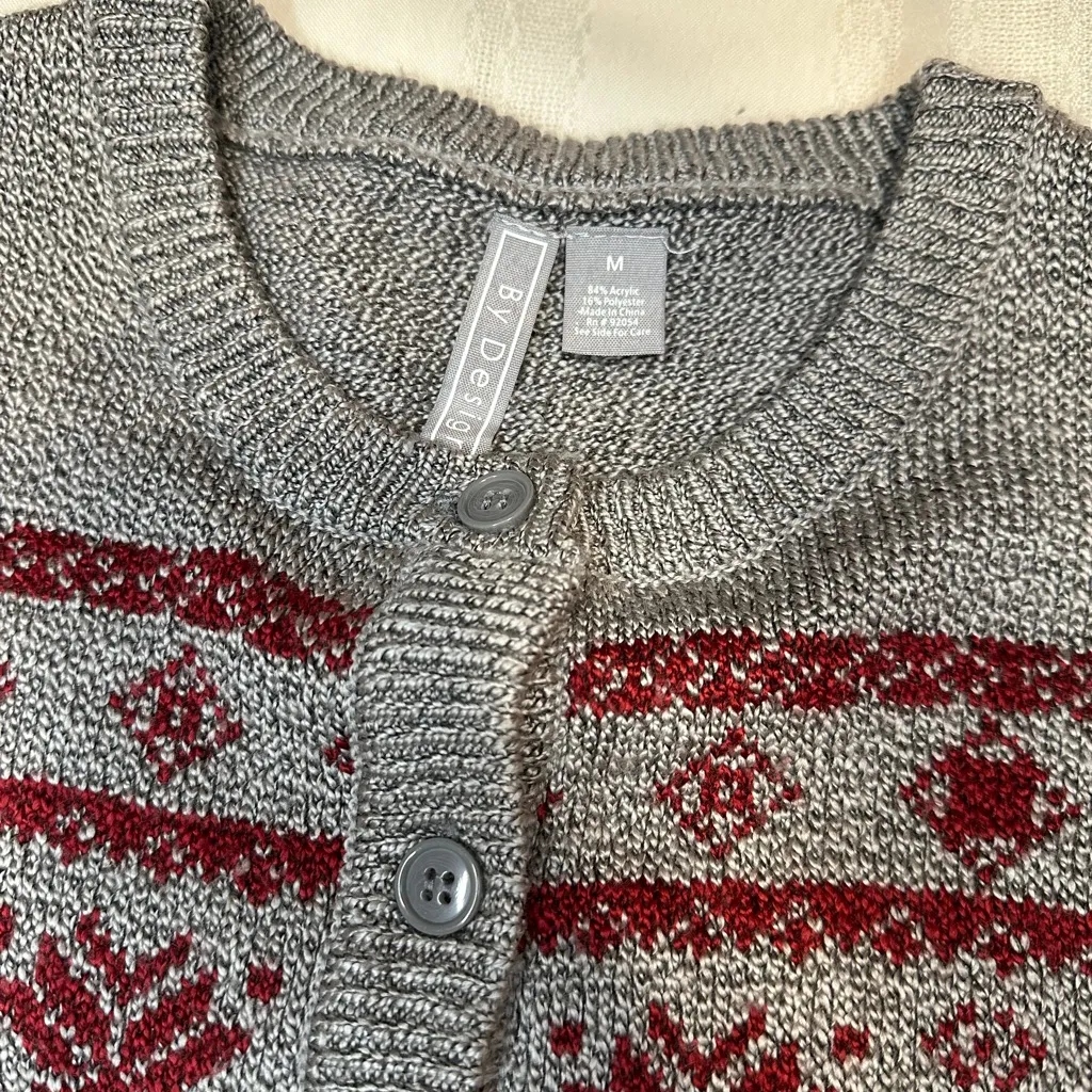Elegant Gray and Red Patterned Women's Cardigan Size M - Image 11