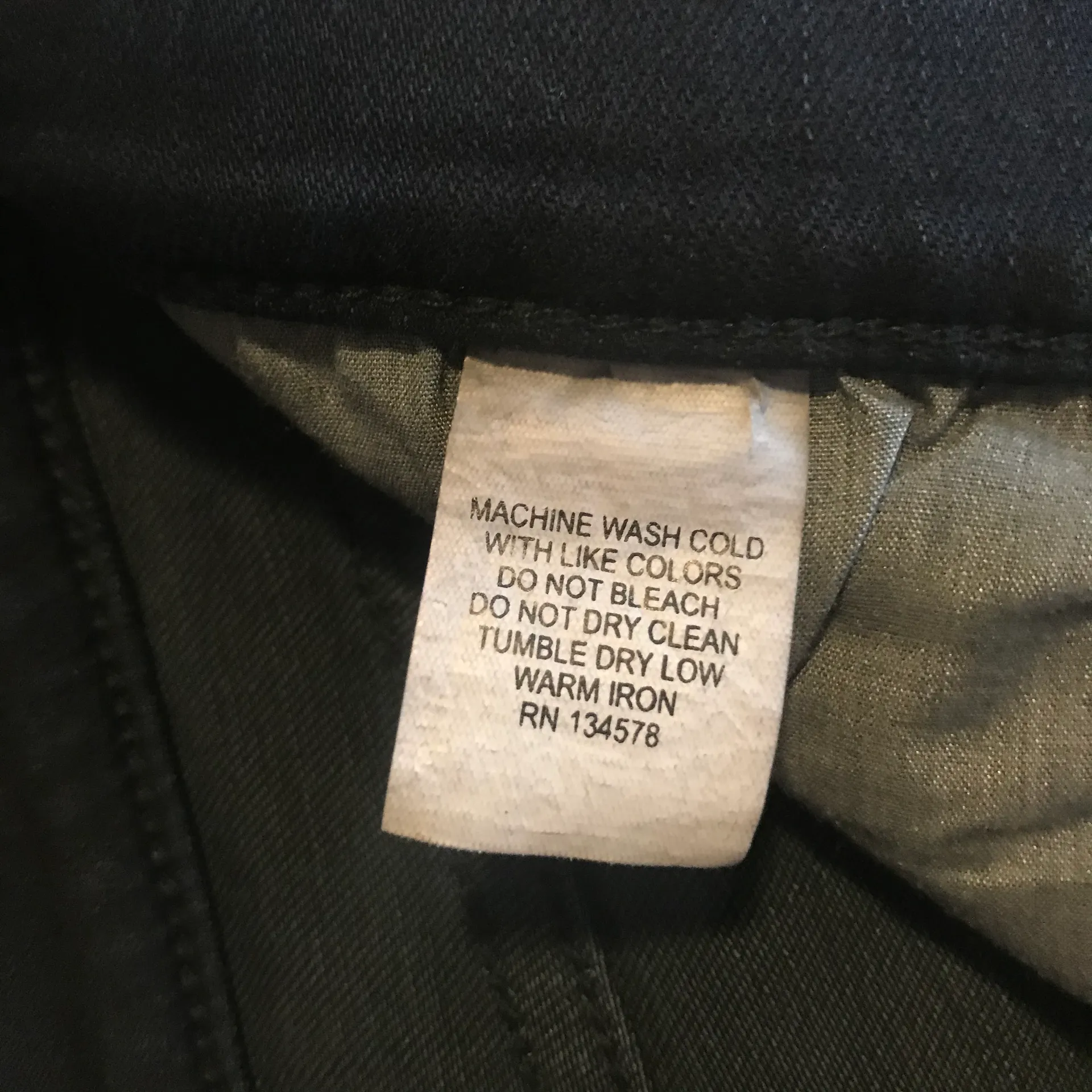 Vineyard Vines Skinny Jeans - Image 5