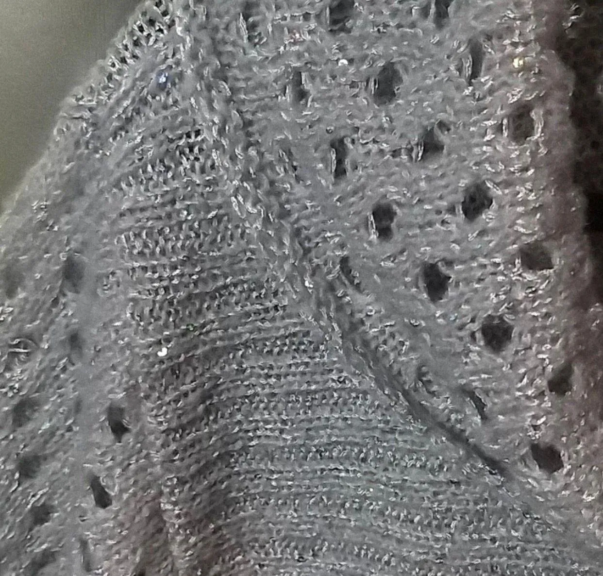 Roz & Ali Gray Short Sleeves Crochet Sweater XLP - Image 2