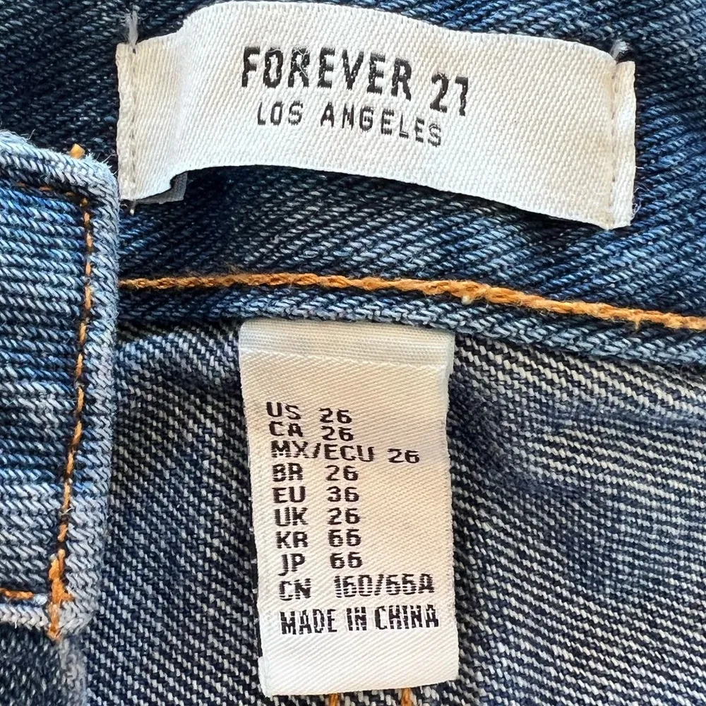 Forever 21 Button Fly Rolled Denim Jean Shorts Pockets Summer HIgh Waisted Cute - Image 3