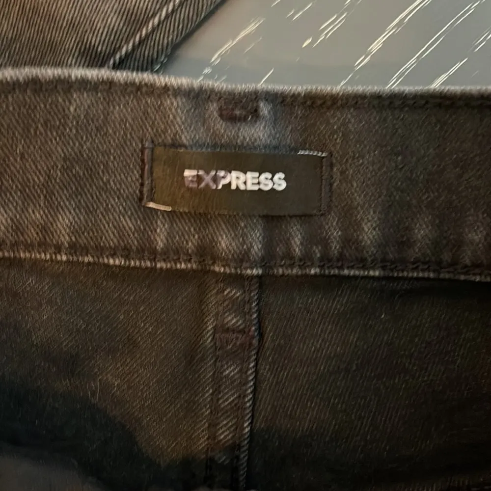 EXPRESS Super High Waisted Black Tonal Snakeskin Print Slim Ankle Jeans … - Image 9