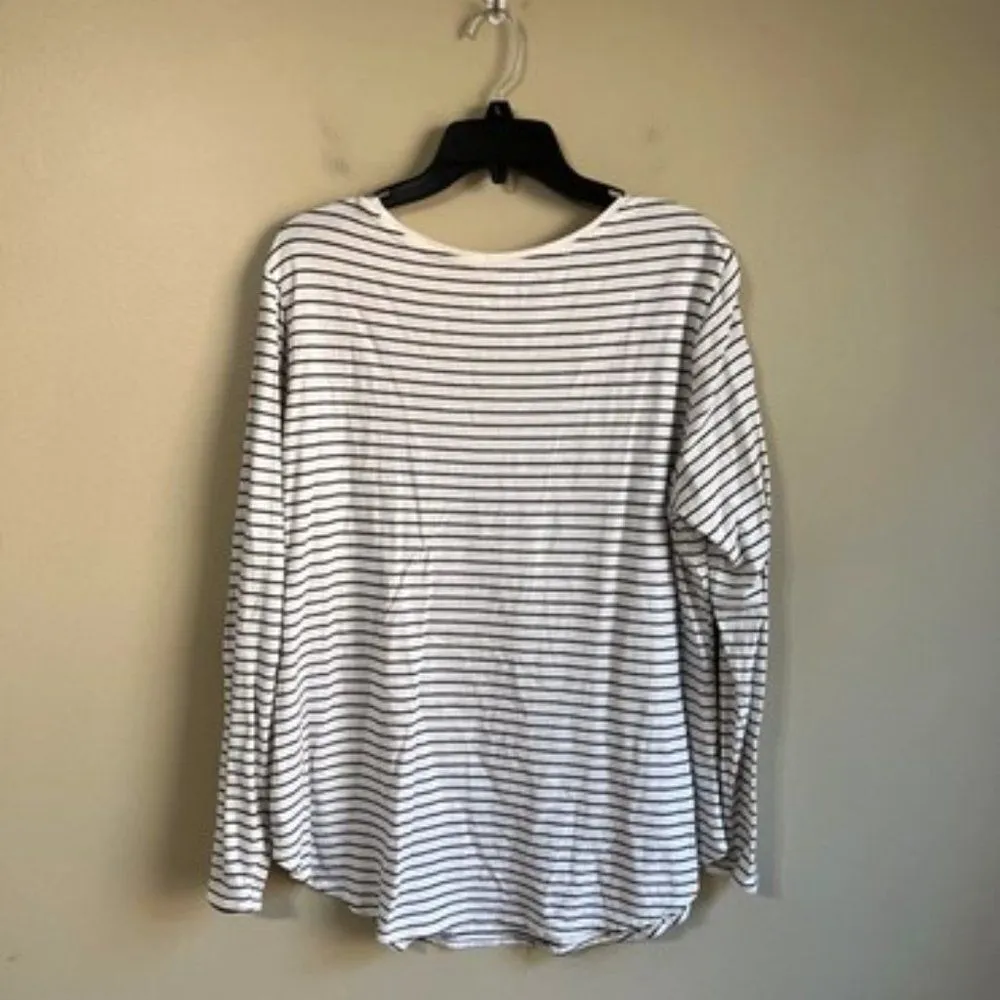 Old Navy every wear XL striped long sleeve top - Image 3