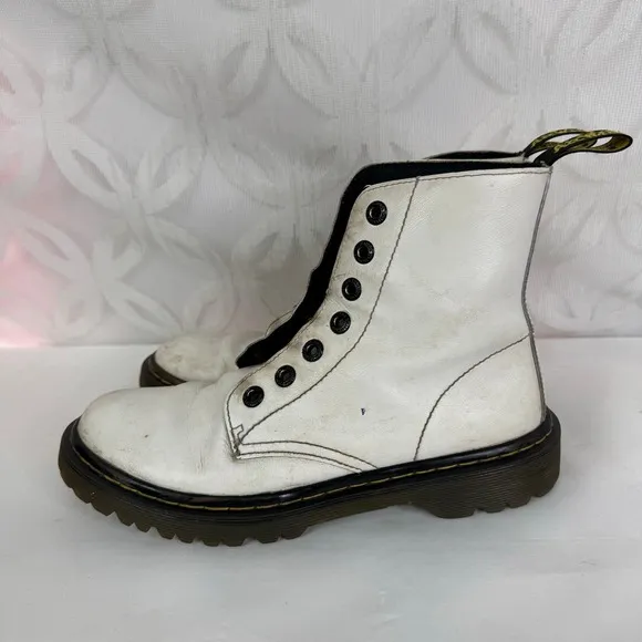 Dr Martens Boots Women's Size 8 Luana Airwalk AW004 Preppy Normcore 7 Eyelet‎ - Image 3