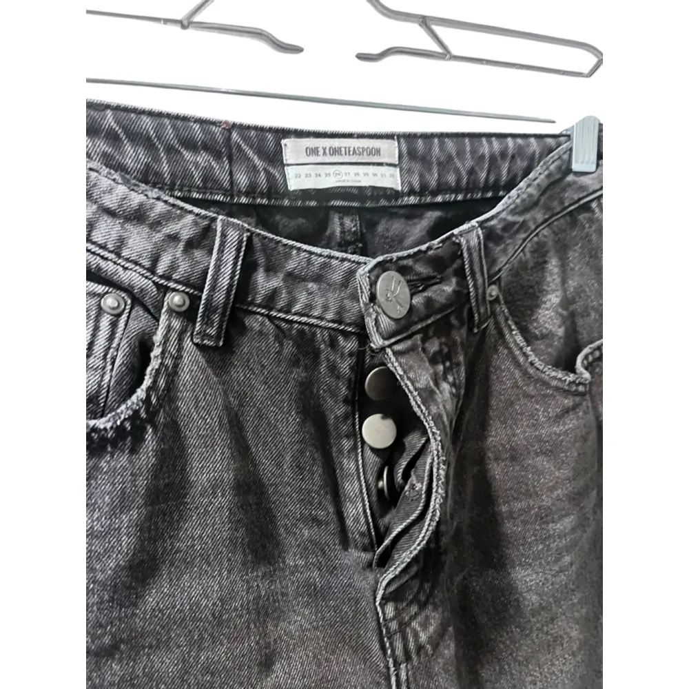 One Teaspoon Truckers Mid Waist Straight Leg Black Jeans Size 26 Button Fly - Image 3