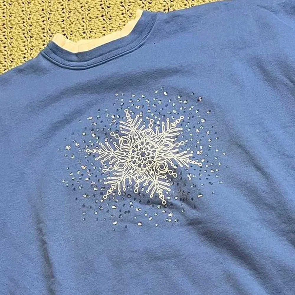 Morning Sun Double collar pastel blue pullover giant snowflake sweatshirt Size L - Image 4