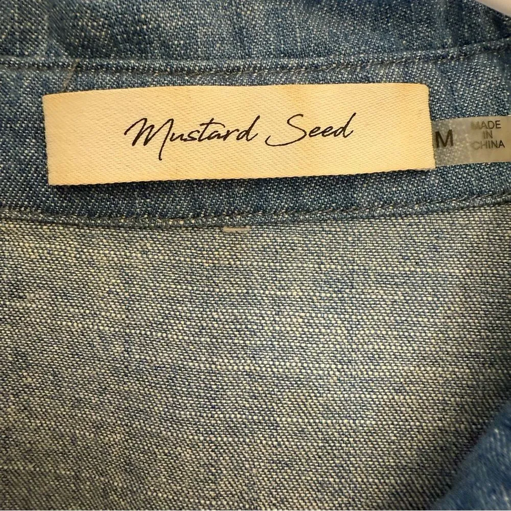 Mustard Seed Chambray Ruffle Short Sleeve Blue Top Size Medium - Image 4