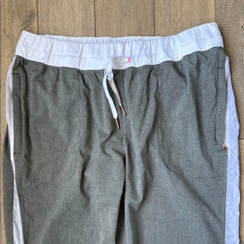 Lululemon Var-City Track Pants - Image 8