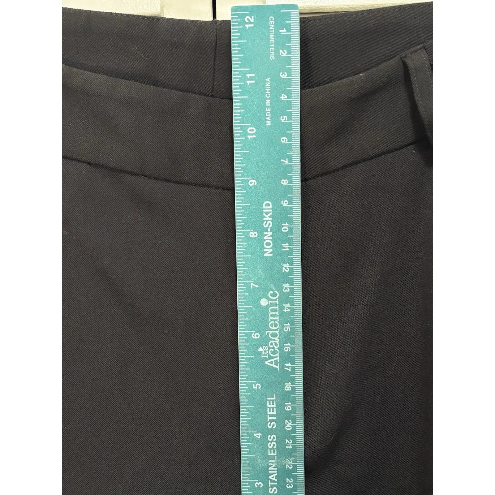 H & W Straight Black Trouser Pants NWT‎ Mid Rise Zip/Slide Hooks Pockets Size 12 - Image 3
