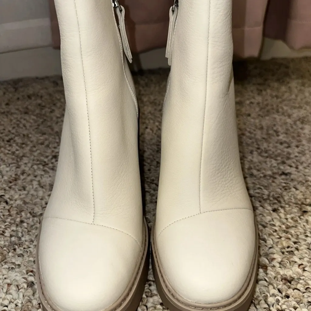 TOMS Rya Lug Sole Women's Size 9.5 Block Heel Platform Booties Light Sand - Image 2