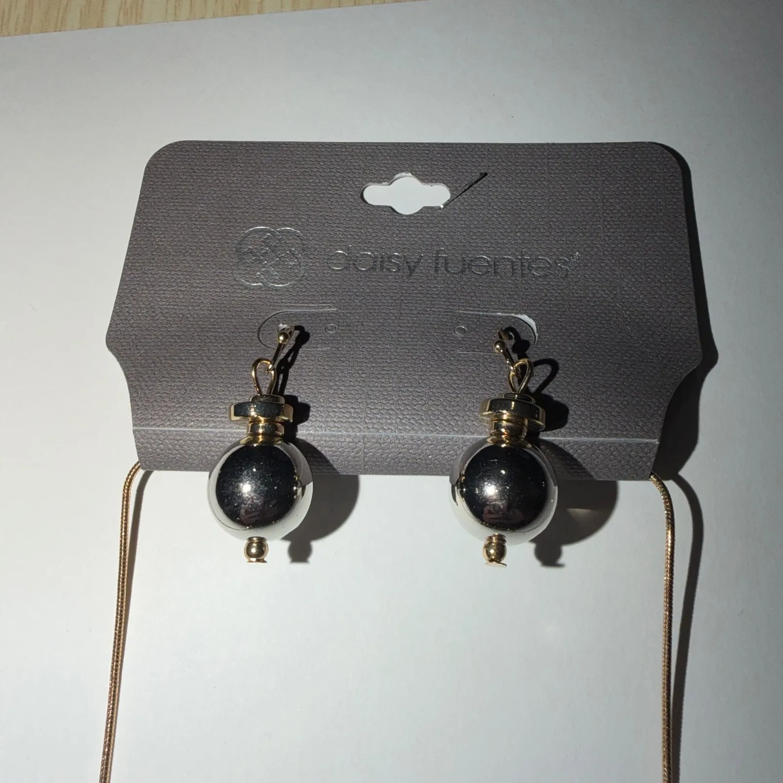 Daisy Fuentes Silver Gold Tone Beaded Necklace Earrings Set Statement Jewelry - Image 3