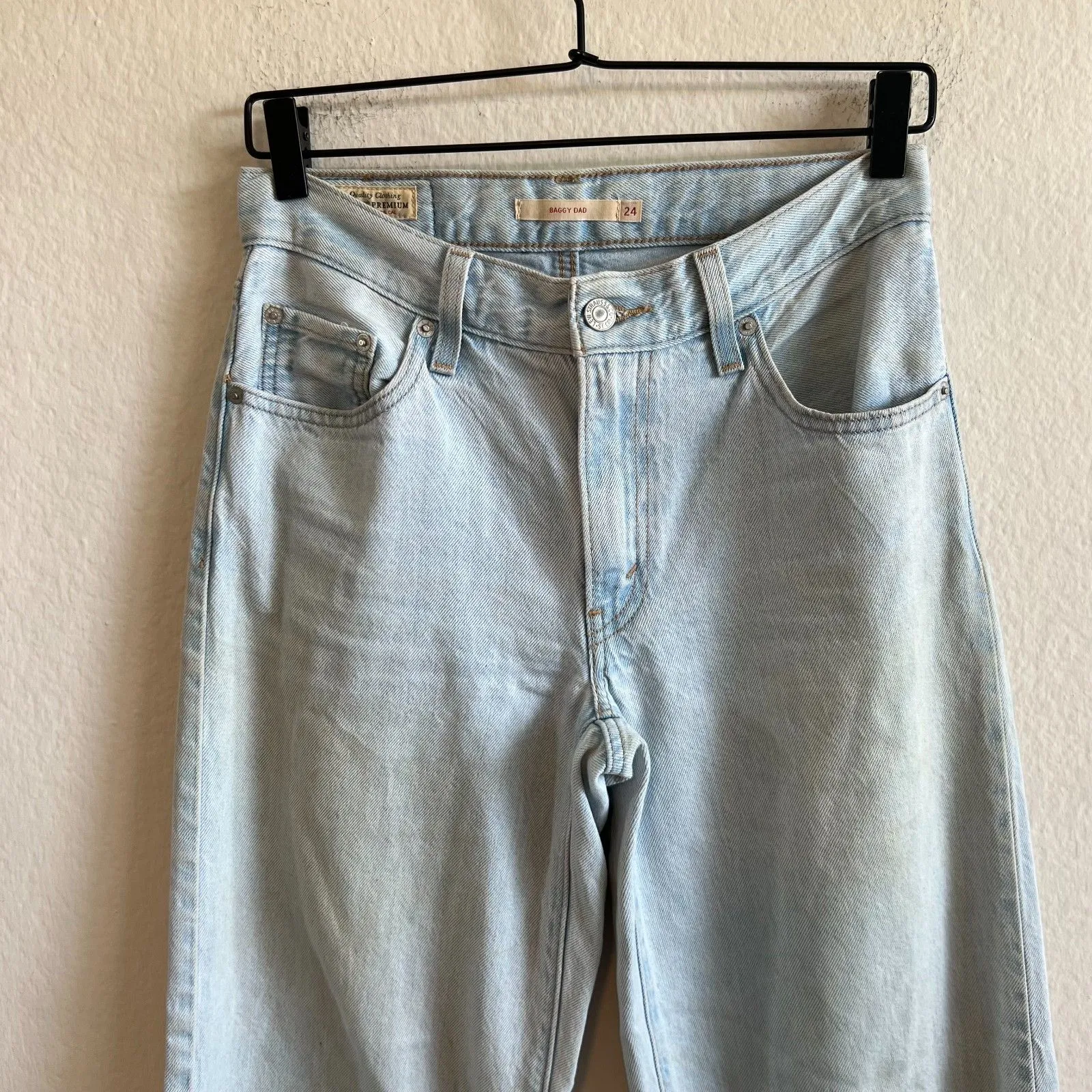 LEVI'S Baggy Dad Light Wash Mid Rise Straight Leg Denim Jeans Womens 24 - Image 4