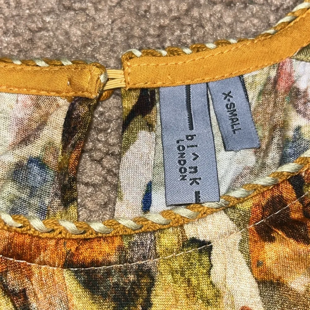 Anthropologie‎ Blank London Sequin Sheer Metallic Puff Sleeve Floral Blouse XS - Image 10