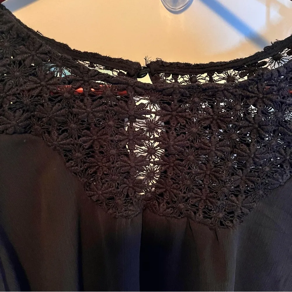 Maurice’s black shear blouse - Image 3