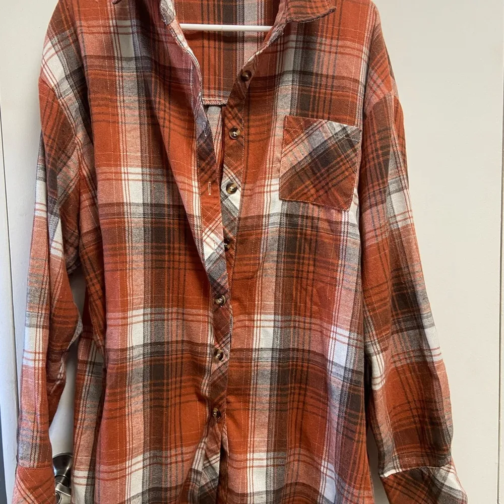 Orange and Brown Plaid Flannel Shirt XXL W Journey Graphic on back - Image 6