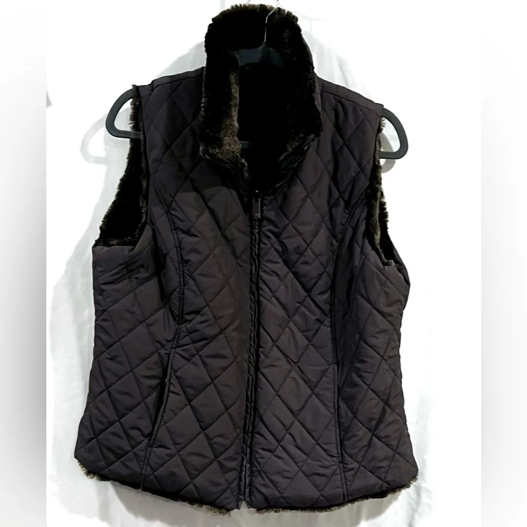 Weatherproof Diamond Quilt Puffer Vest Size Large Reversible Black / Brown - Image 4
