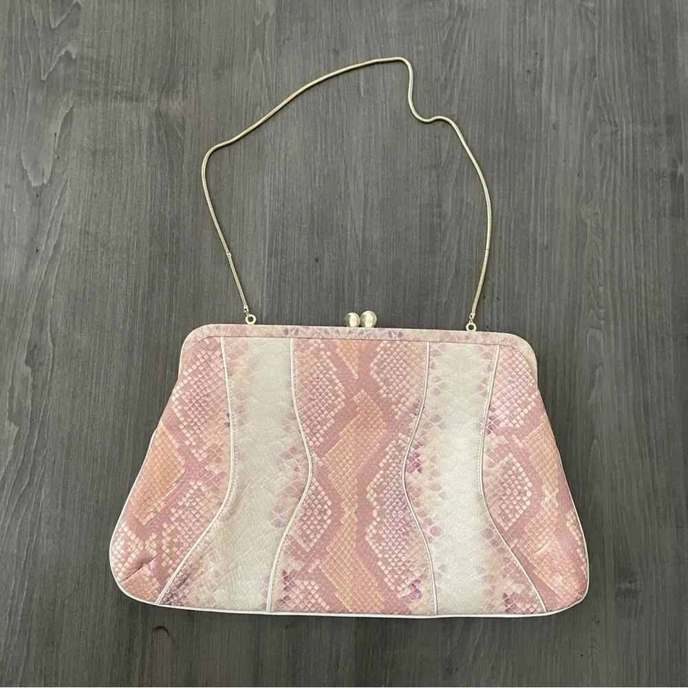 Via Spiga Snakeskin Embossed Cow Leather pink Clutch shoulder bag - Image 3