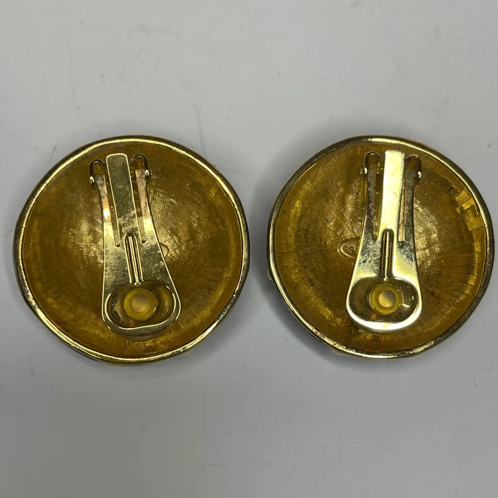 Vintage Courreges Paris Black Enamel And Gold Tone Earrings Clip On - Image 7