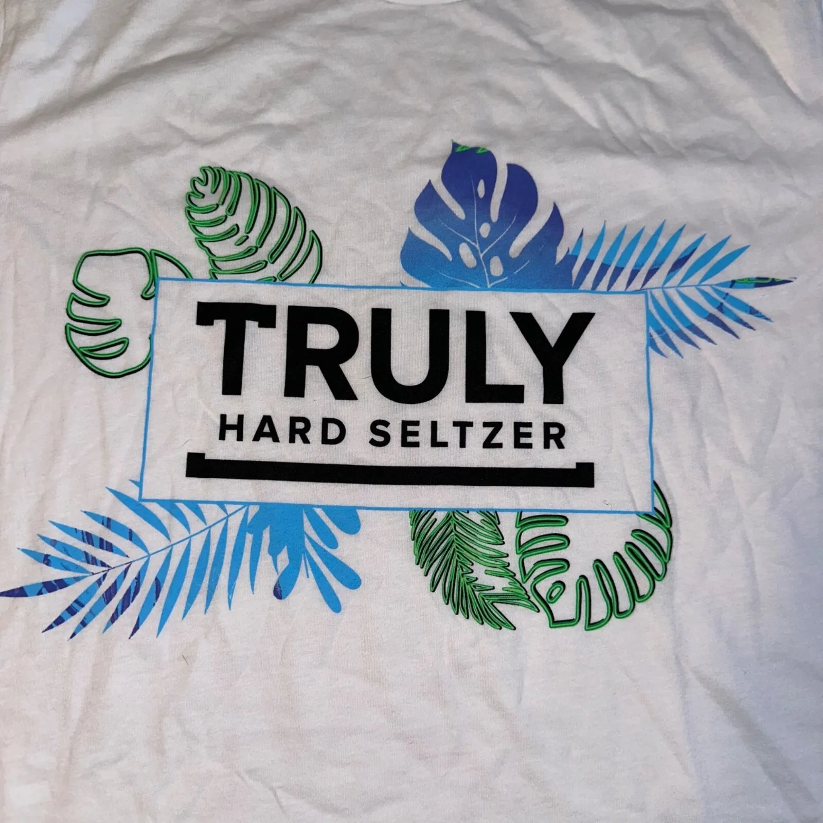 Truly‎ Hard Seltzer T - Image 2
