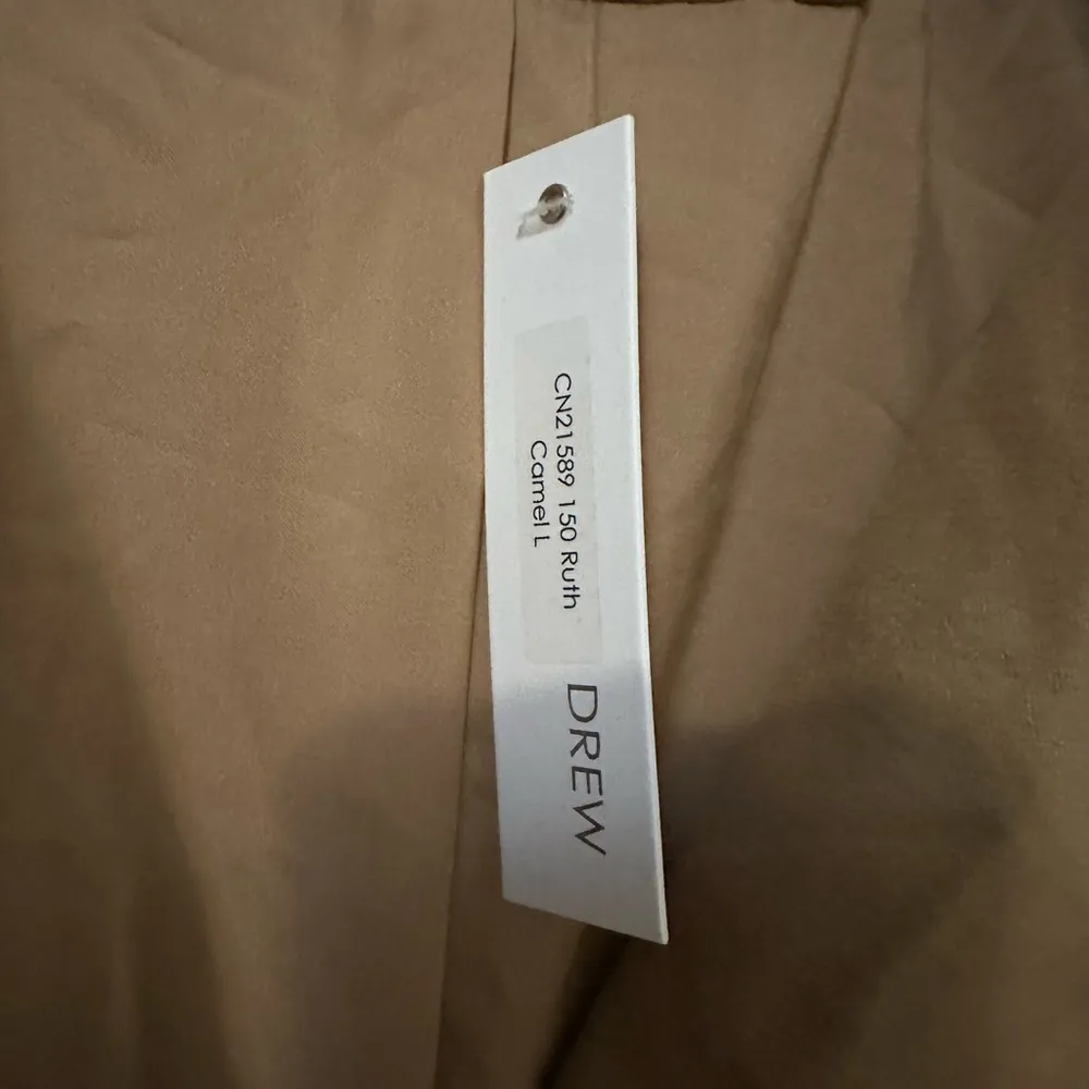 NWT DREW Tan Camel Double Breasted Blazer Size L - Image 4