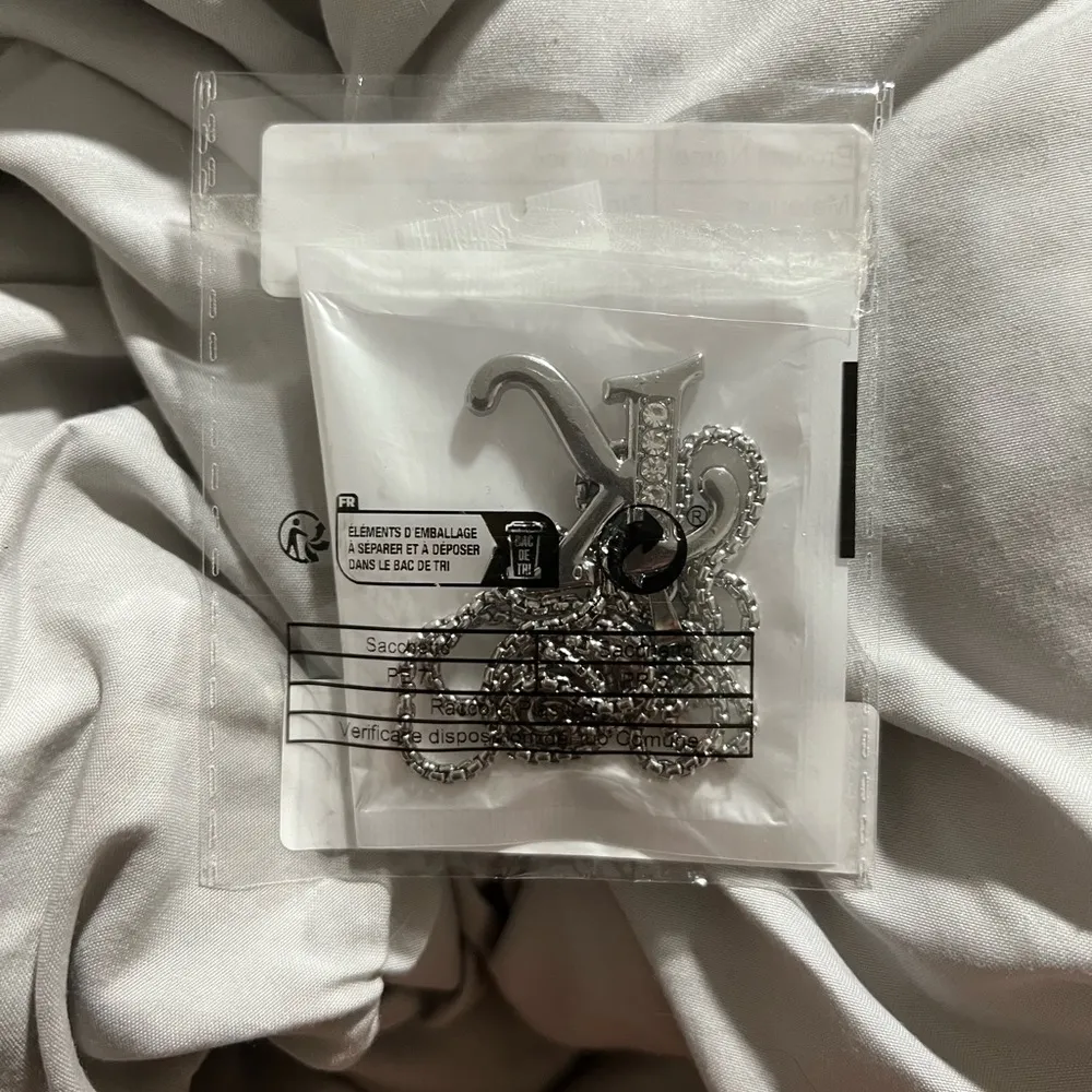 Silver Letter K Pendant Necklace - Image 3