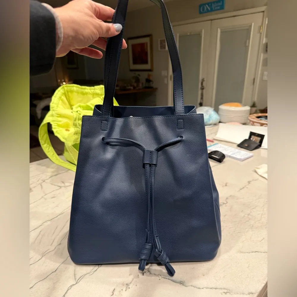 Lionel Regan Cobalt Blue Tote Bag - Image 10