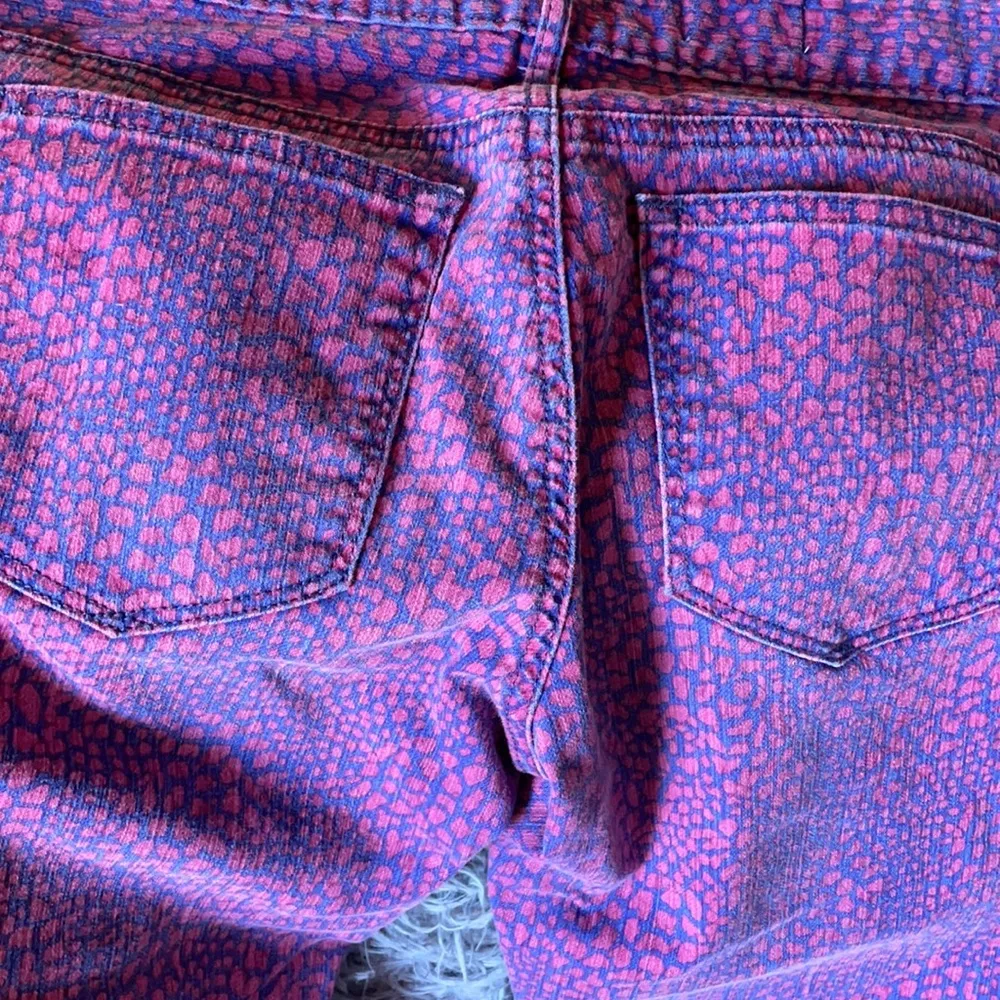 GAP Pink & Blue Animal Print Skinny Jeans Size 28 - Image 5