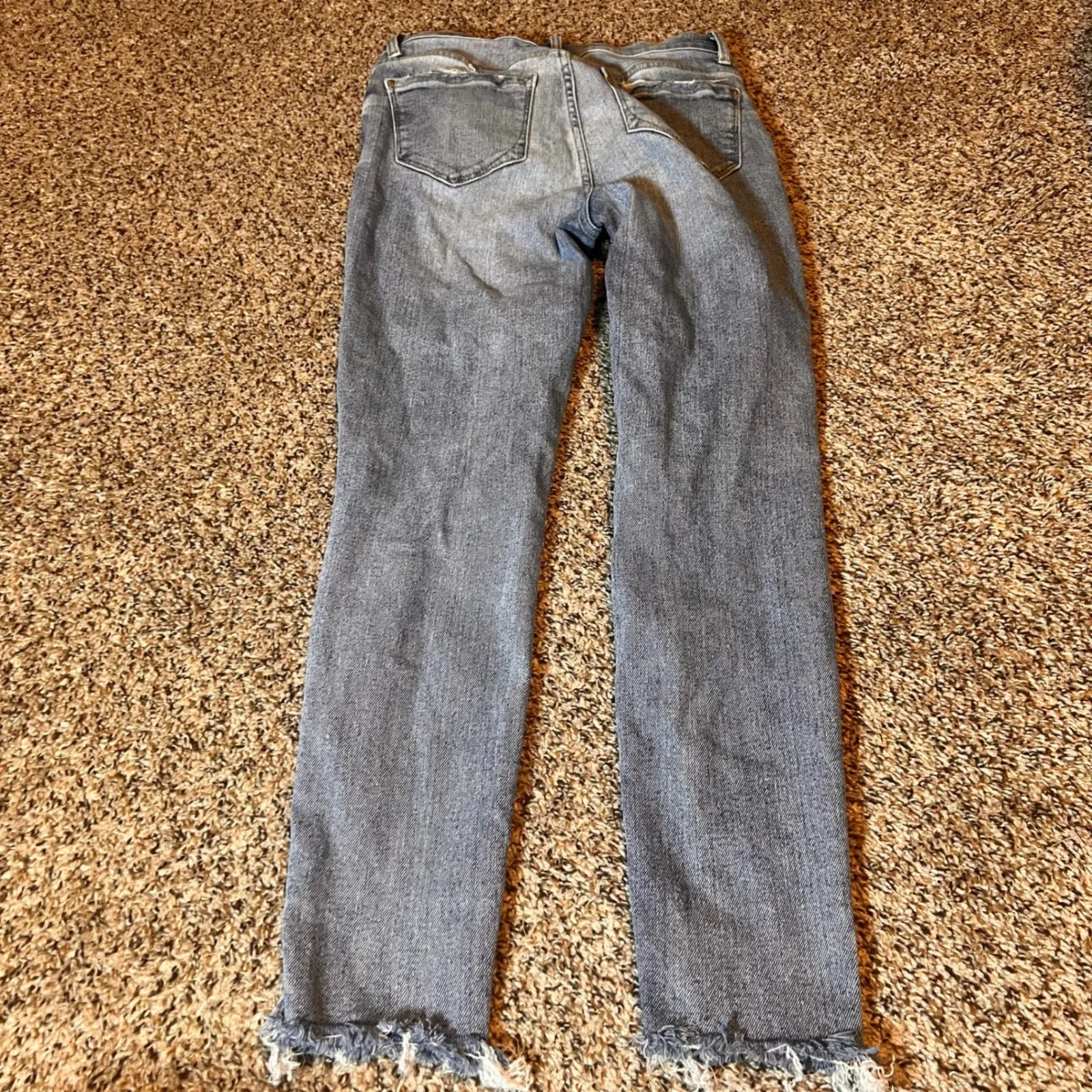 Kensie Vintage Luxe High Rise Skinny Jeans Frayed Hem Light Wash‎ Size 6/28 - Image 8