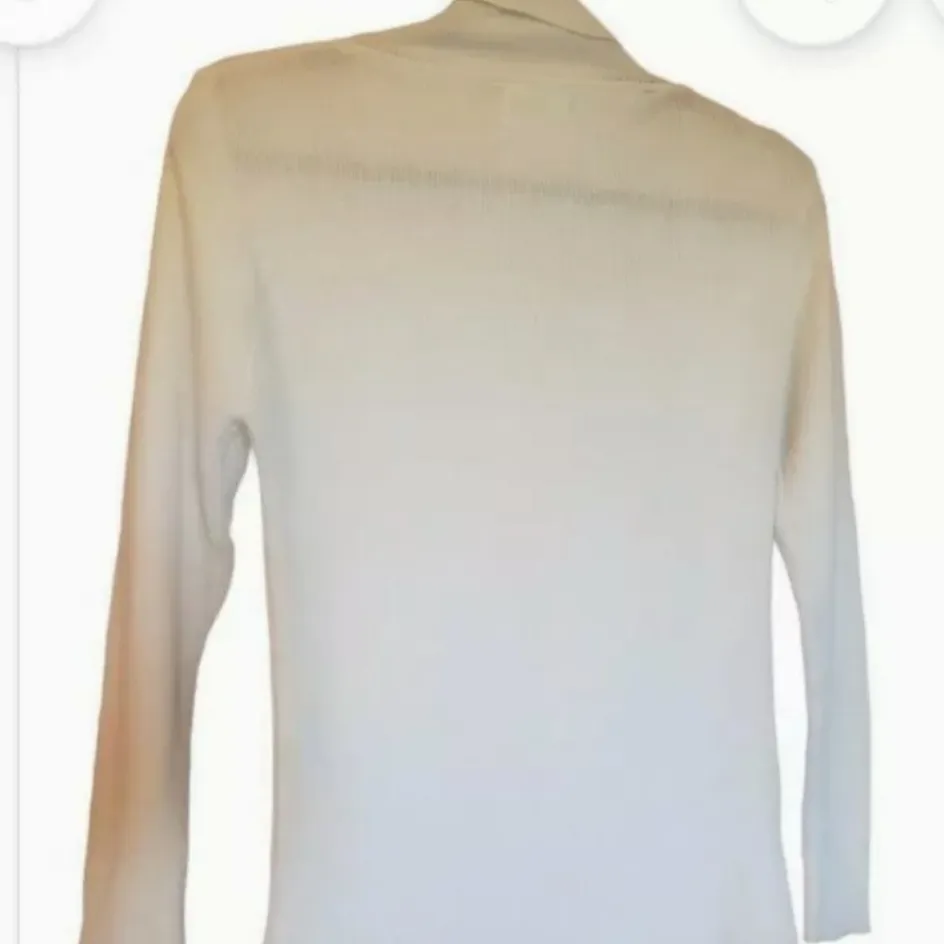 1950's vintage Lady Marion vintage cream Republic of Korea turtleneck - Image 2