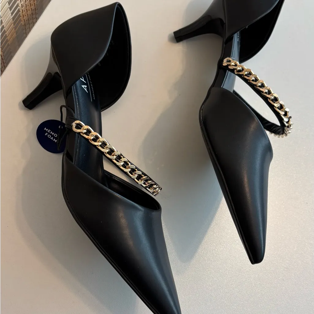 NWT Apt 9 Lolana black strappy pointed toe heels with rope chain detail - Image 5