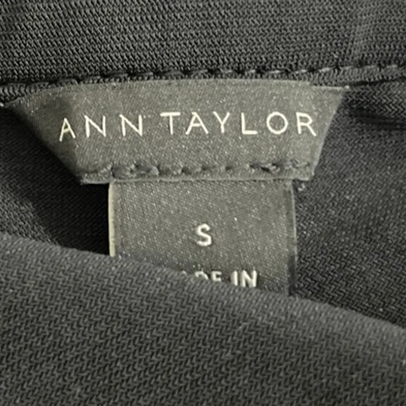 Ann Taylor Women's Black Sleeveless Notch V Neck Tank Blouse Shirt Top Size S - Image 3