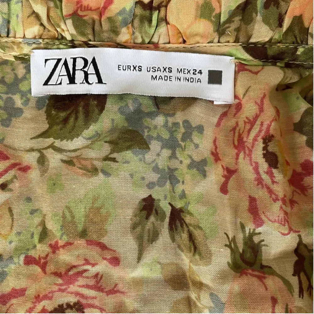 ZARA YELLOW FLORAL PRINT FRILLED SHORT MINI DRESS WITH RUFFLES, SIZE XS - Image 3