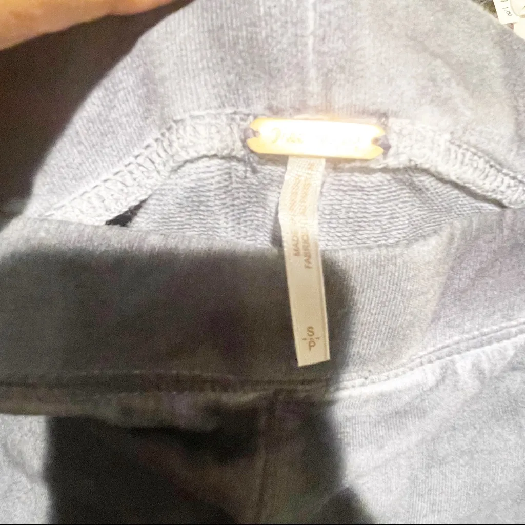 Free People Size Small‎ Grey Exposed Stitch Pull On Zip Ankle Pants - Image 3