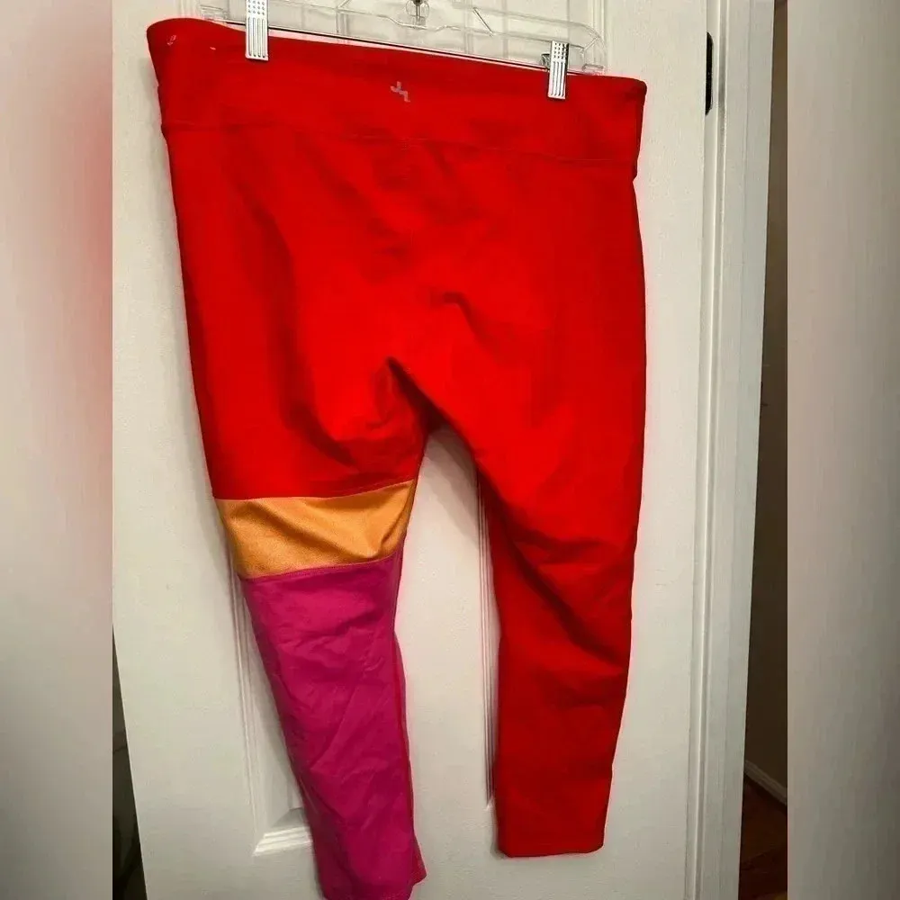 Joy lab orange leggings with stripes on one leg - Image 5